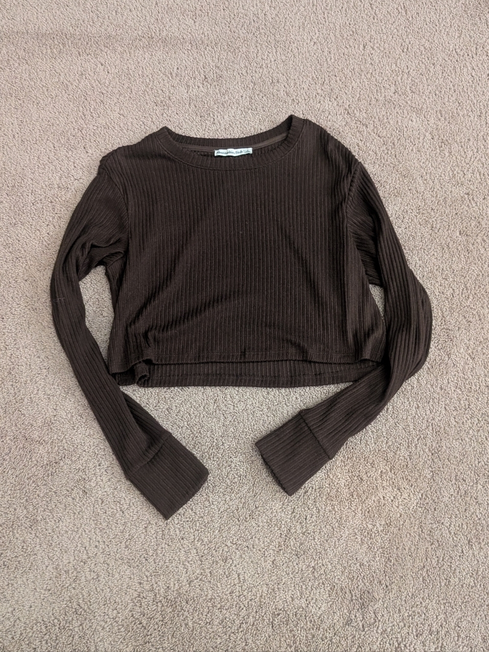Abercrombie & Fitch Ribbed Knit Cropped Long Sleeve Top